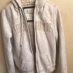 Abercrombie women’s hooded sweatshirt